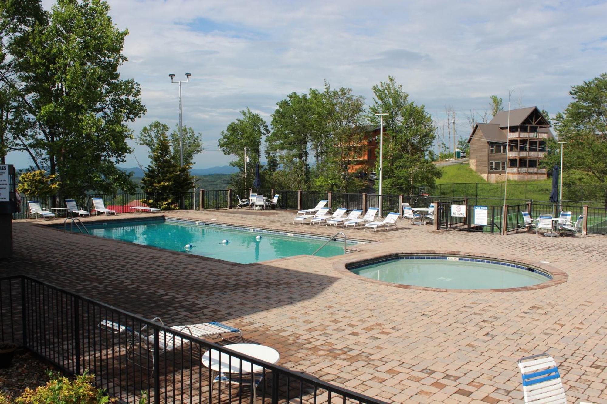 Private Chalet in Gatlinburg, Awesome Views, Work Desk, Wifi, Hot Tub&Dog-Friendly Exterior foto